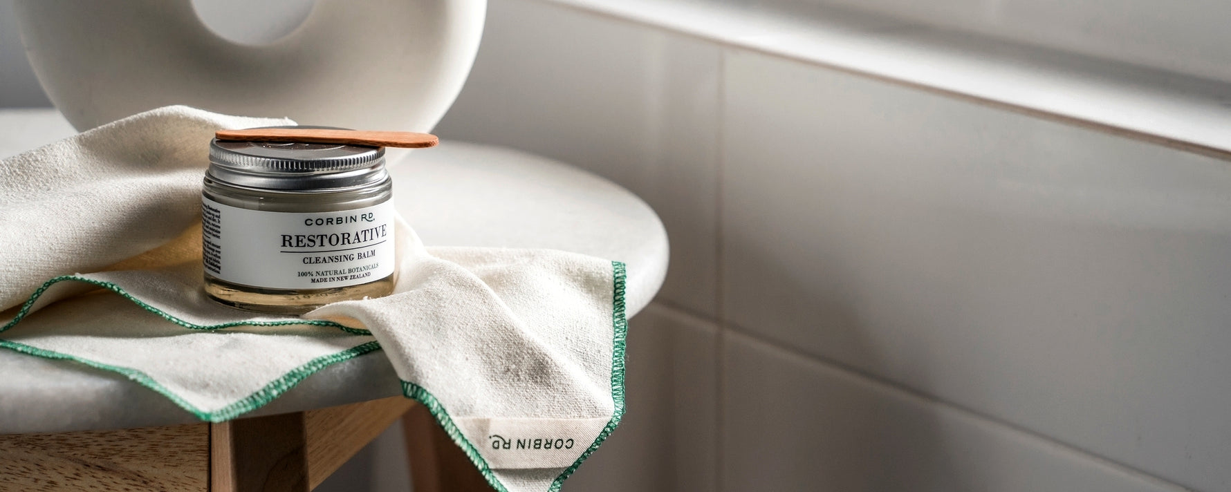 Difference between chemical and physical exfoliation